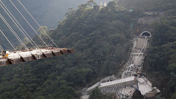 El viaducto desplomado en Colombia El viaducto desplomado en Colombia
