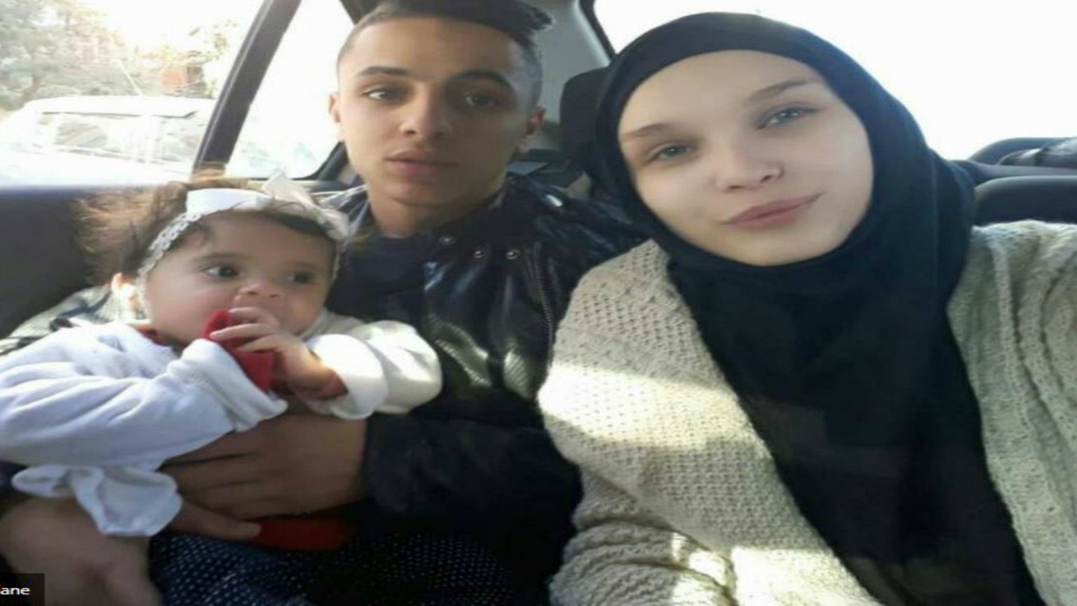 اختفاء مراهقة ألمانية للحاق بحبيبها الجزائري بعد ترحيله من ألمانيا 