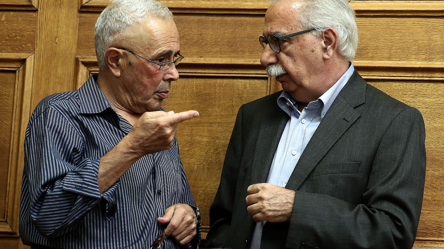 Δεκτή έγινε η παραίτηση Ζουράρι