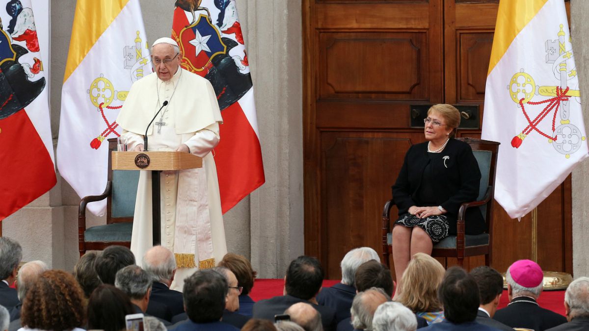 پاپ فرانسیس در کنار رئیس جمهوری شیلی