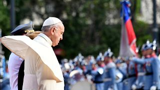 Papa assume "dor e vergonha" pelos crimes de pedofilia na Igreja