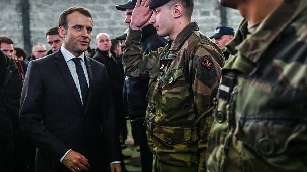 Macron diz que não haverá nova selva em Calais Macron diz que não haverá nova selva em Calais