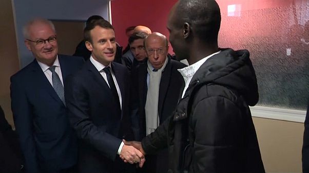 Macron: "Calais benzeri mülteci kampına izin vermeyeceğiz" Macron: "Calais benzeri mülteci kampına izin vermeyeceğiz"