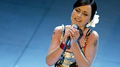 Mundo da música relembra Dolores O'Riordan