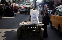 Σημαντικές περικοπές στη βοήθεια προς Παλαιστινίους αποφάσισε η Ουάσινγκτον