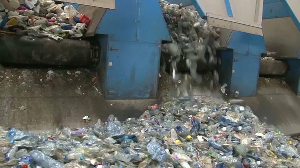 Bruselas declara la guerra a la contaminación por plástico Bruselas declara la guerra a la contaminación por plástico