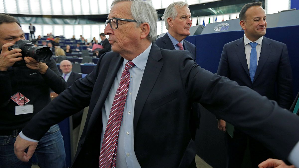 EU-Kommissionspräsident Juncker mit Brexit-Unterhändler Barnier