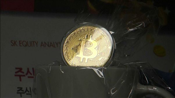 Bitcoin in picchiata, calo del 25% Bitcoin in picchiata, calo del 25%