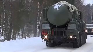Interkontinentális ballisztikus rakéta egy oroszországi hadgyakorlaton