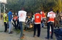 Rettungskräfte am Ort des Selbstmordanschlags im nigerianischen Maiduguri