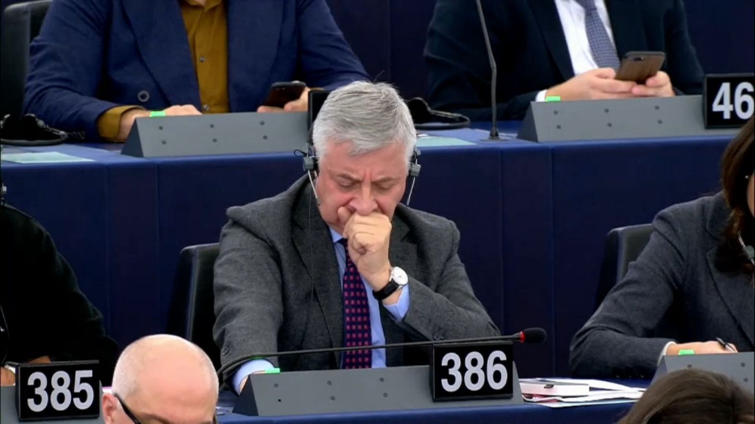 EU targets plastics use, aims for cleaner energy