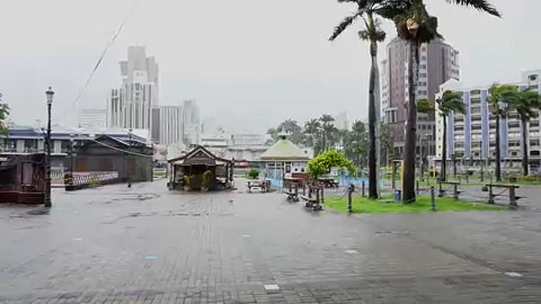 Nível de alerta elevado nas ilhas Maurícias com a chegada do ciclone Berguitta Nível de alerta elevado nas ilhas Maurícias com a chegada do ciclone Berguitta