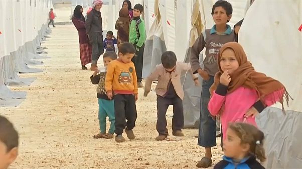 Türkiye'ye İdlib'den yeni göçmen dalgası Türkiye'ye İdlib'den yeni göçmen dalgası