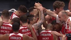 L'Olimpia festeggia la vittoria su Malaga 