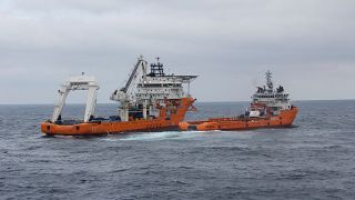 Κίνα: Τέσσερις πετρελαιοκηλίδες από τη βύθιση ιρανικού δεξαμενόπλοιου