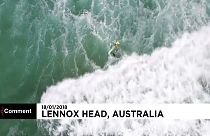 Drone salva duas pessoas em pleno mar na Austrália