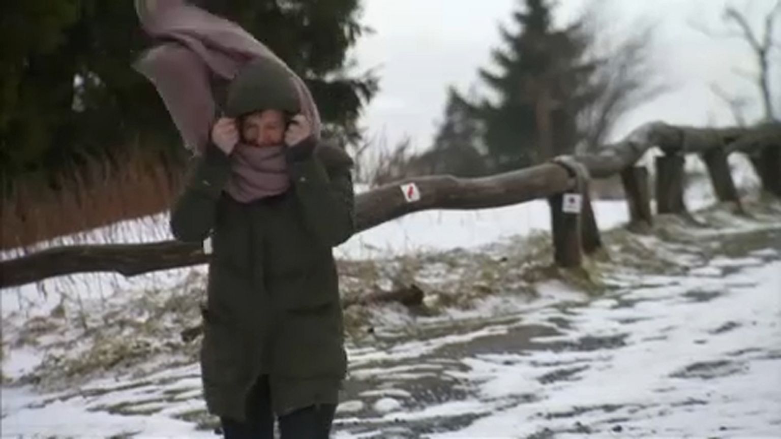 Friedrike tombol Európában