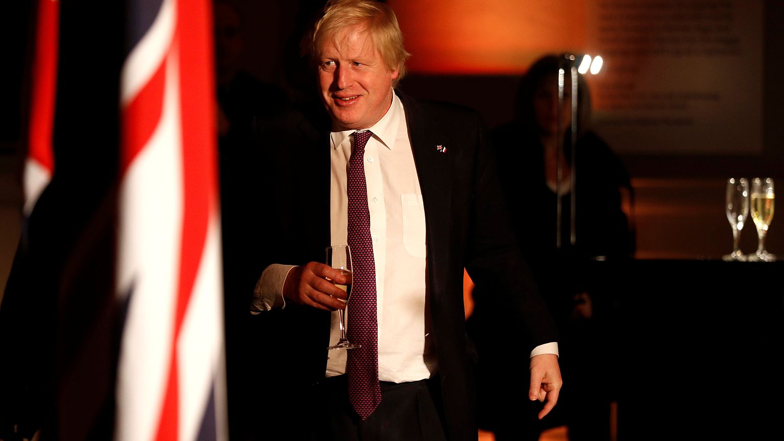 Boris Johnson vuole un ponte sulla Manica