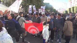 Tunus'ta 21 protestocu ilk duruşmaya çıktı