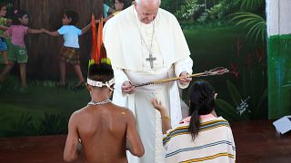 Ο Πάπας Φραγκίσκος στο πλευρό των ιθαγενών του Αμαζονίου
