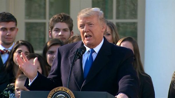 Trump apoia marcha anti-aborto Trump apoia marcha anti-aborto