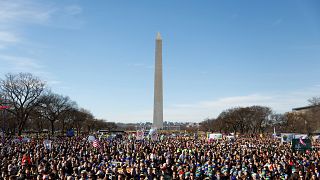 La marche des femmes, riposte aux gestes anti-IVG de Trump
