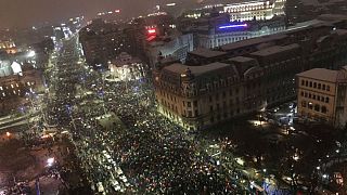 Romanians stage anti-corruption protests in Bucharest