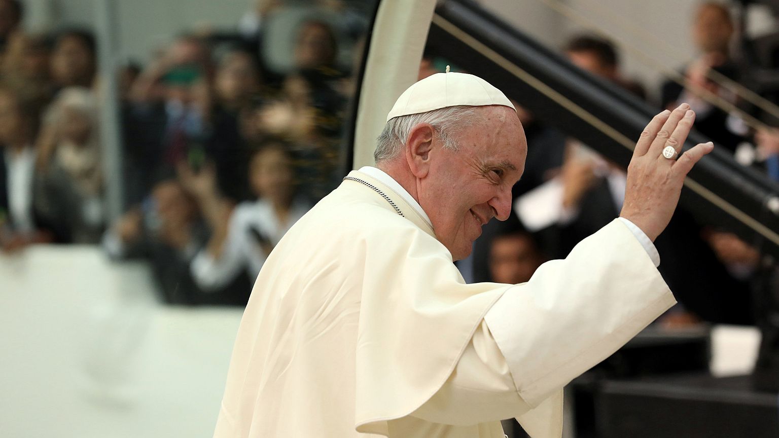 Bergoglio incontra bambini dell'Amazzonia