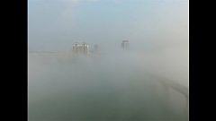 La espesa niebla "se traga" varias ciudades del este de China