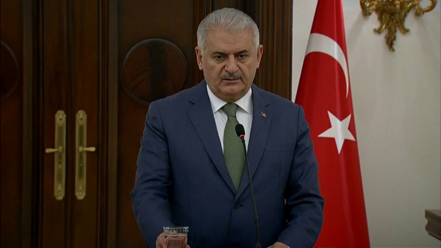 Turquia lança ofensiva terrestre em Afrin