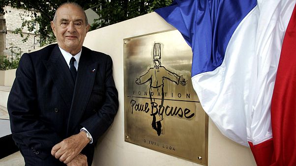 A Lione, in uno dei ristoranti dello chef Paul Bocuse A Lione, in uno dei ristoranti dello chef Paul Bocuse