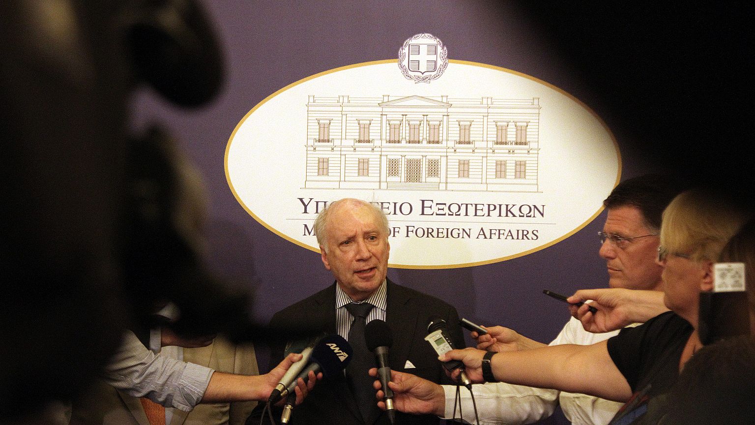 Τις επόμενες ημέρες προτίθεται να επισκεφθεί Αθήνα και Σκόπια ο Μάθιου Νίμιτς