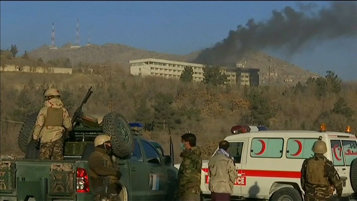 Decenas de muertos en el ataque a un hotel de lujo en Kabul