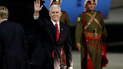 Pence em digressão tensa no Médio Oriente