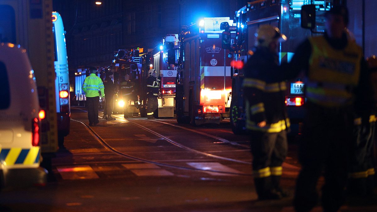 Incendio in un hotel a Praga: 4 morti