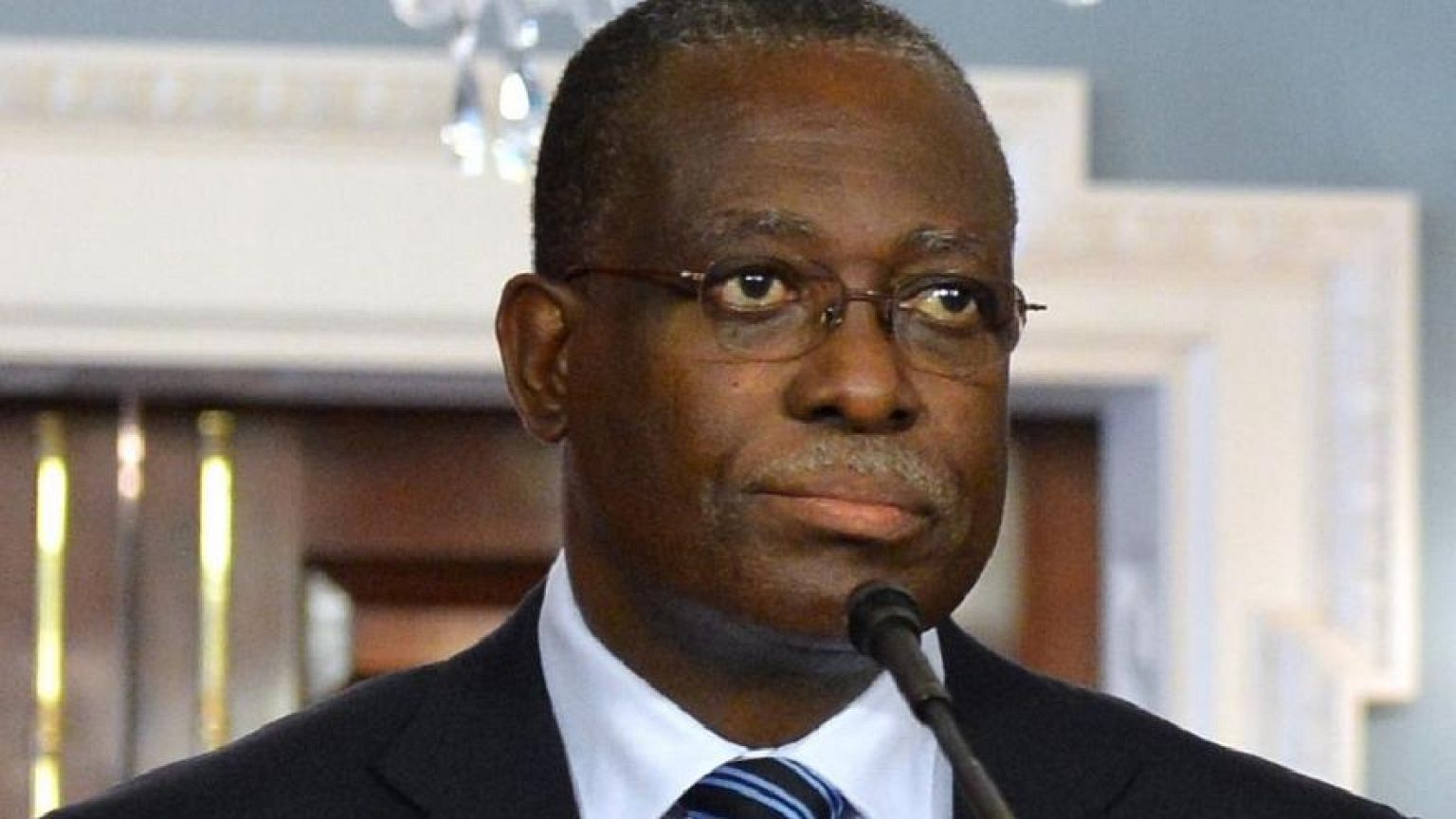 Julgamento do processo "Fizz" começa com ausente de peso: Manuel Vicente