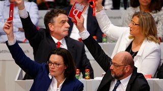 Almanya'da Sosyal Demokratlar koalisyon görüşmelerine 'evet' dedi