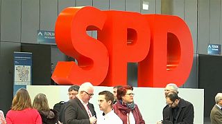 Germania: la Spd dice si al governo di coalizione con la Merkel