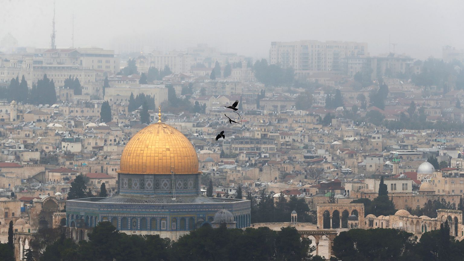 بنس يزور القدس للمرة الخامسة لكنه يزورها بقلبه ملايين المرات.. ما السر؟