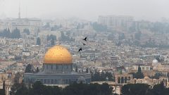بنس يزور القدس للمرة الخامسة لكنه يزورها بقلبه ملايين المرات.. ما السر؟