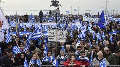 27 yıldır çözülemeyen sorun: Selanik'te 'Makedonya ismi' protestosu