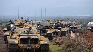 Türkische Einheiten nahe der syrischen Grenze