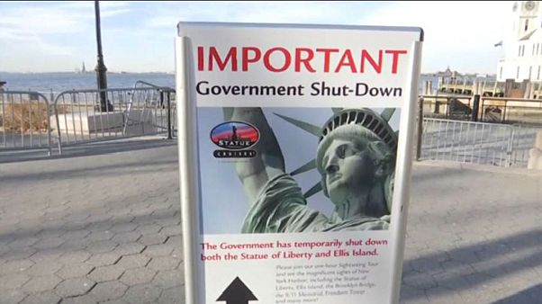 Government shutdown looms over US working week Government shutdown looms over US working week