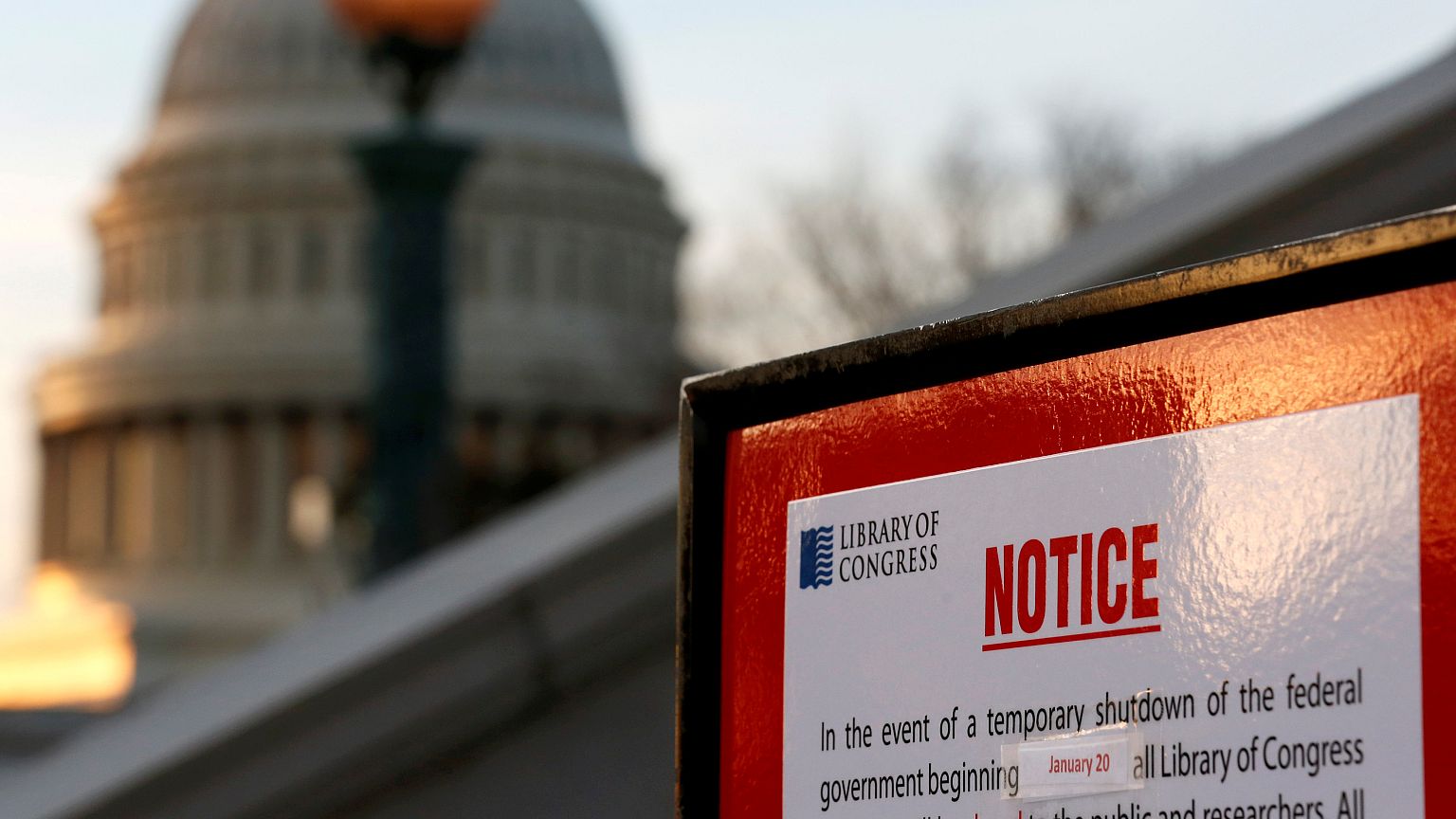 Usa: terzo giorno di shutdown, si cerca l'accordo
