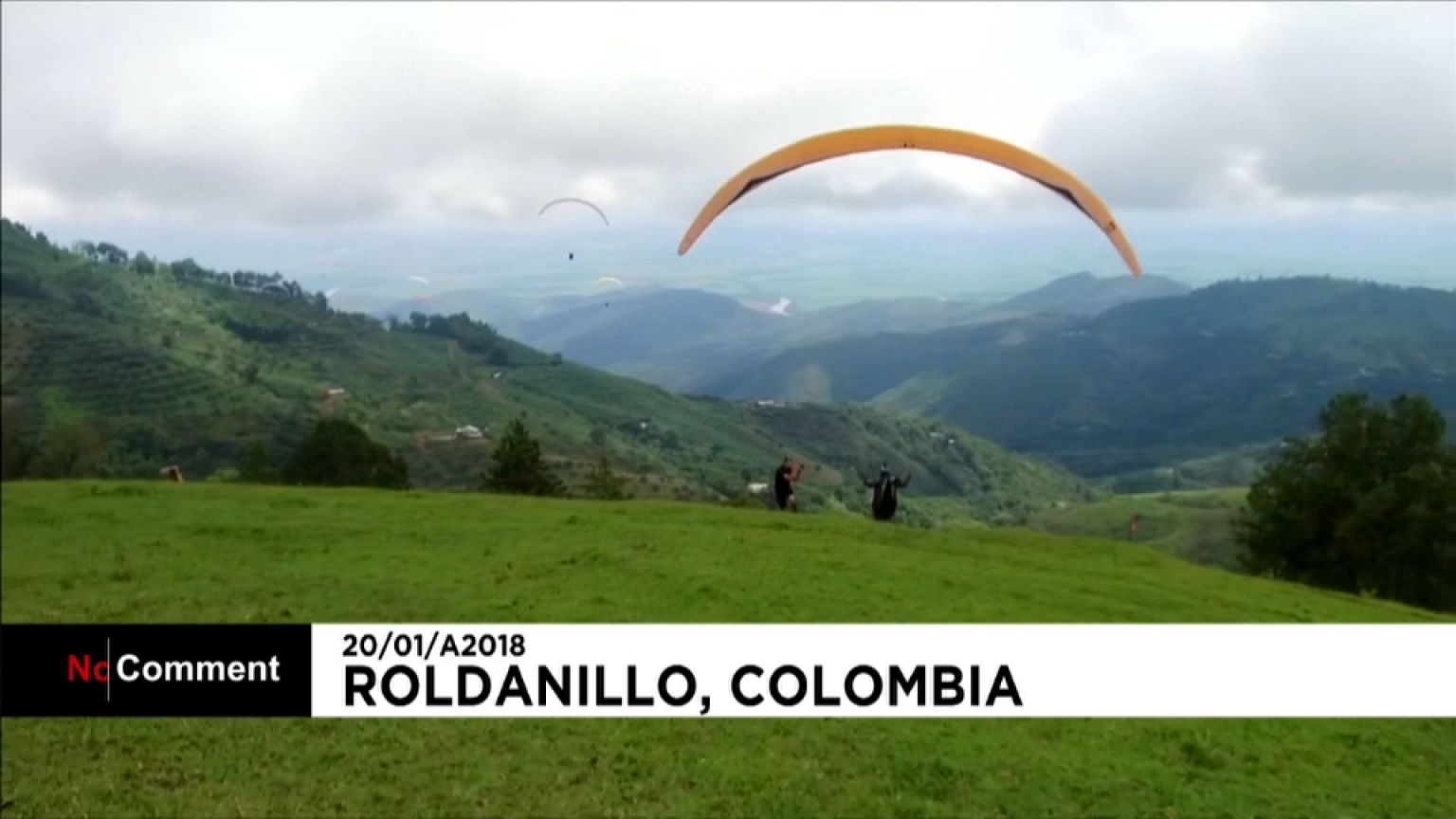 Suiço vence Campeonato do Mundo de Parapente