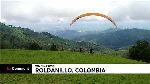 Suiço vence Campeonato do Mundo de Parapente