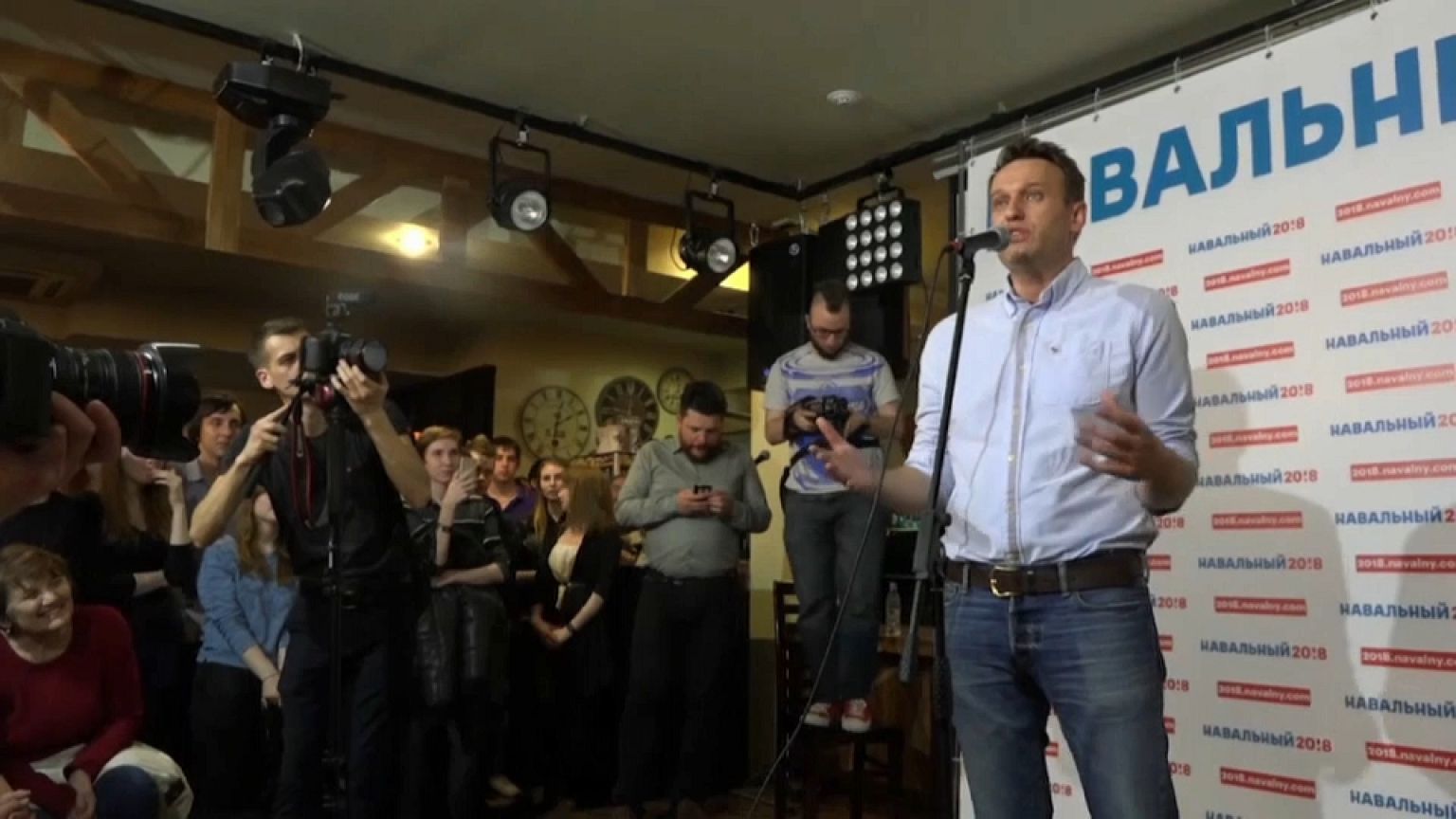 Court shuts down Navalny election fund