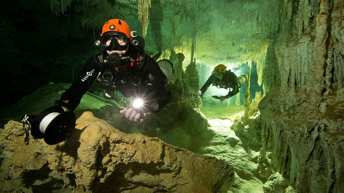 شاهد: المكسيك.. اكتشاف أكبر كهف تحت الماء في العالم 