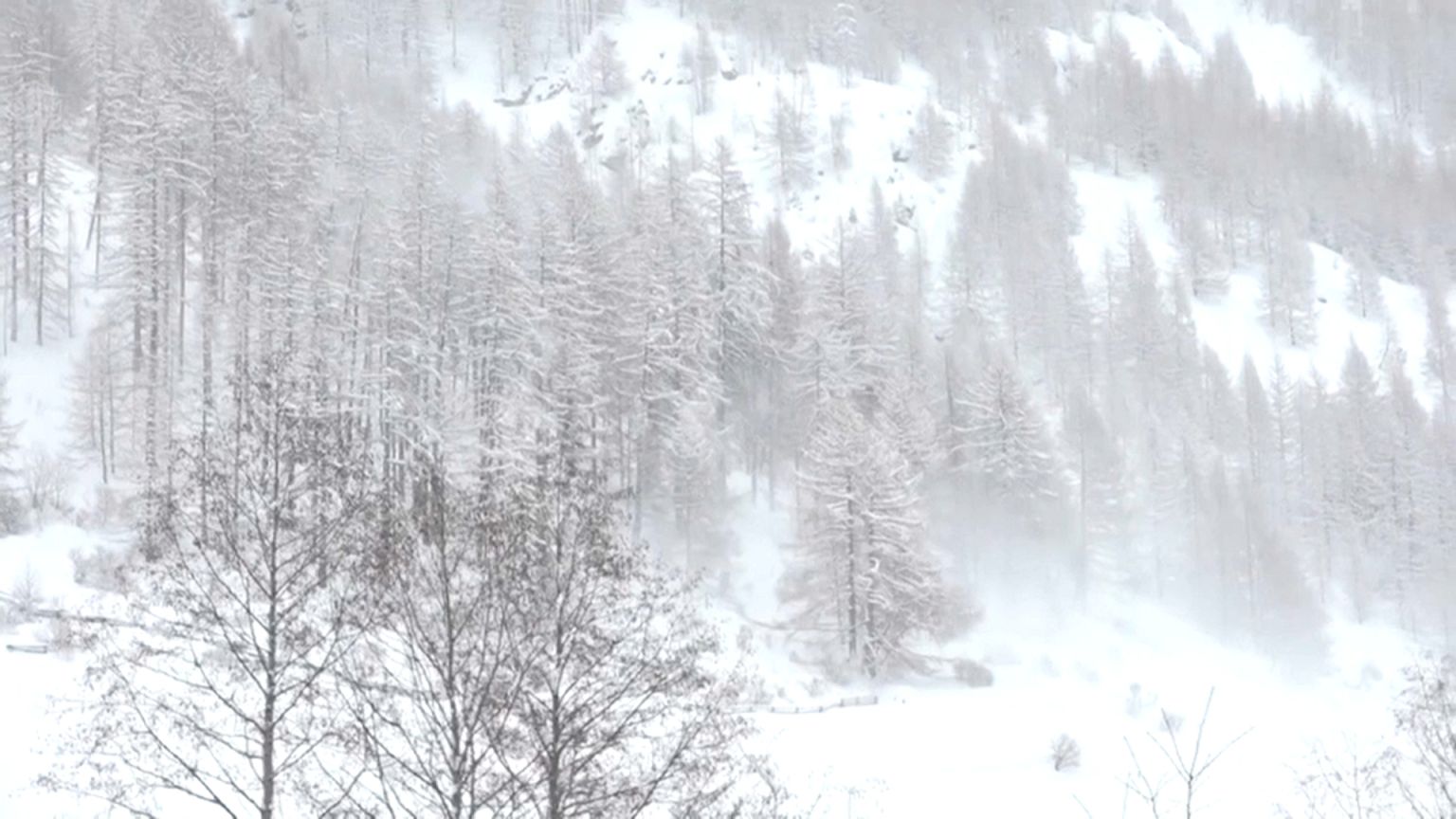Neve: allerta valanghe in Svizzera, Austria, Alto Adige