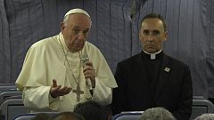 El papa pide perdón a las víctimas de abusos sexuales por sus palabras sobre Barros